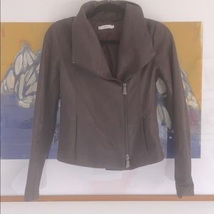 Vince XS leather jacket!!